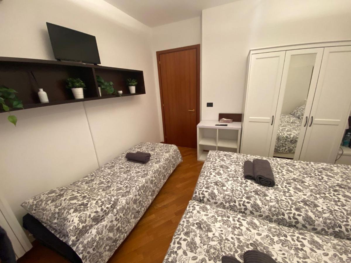 Bedandbreakfast Eni Torri Lombarde San Donato Bbqueen San Donato Milanese Exterior foto